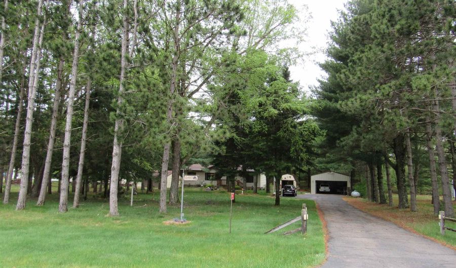709 W 17th Dr, Arkdale, WI 54613 - 3 Beds, 2 Bath