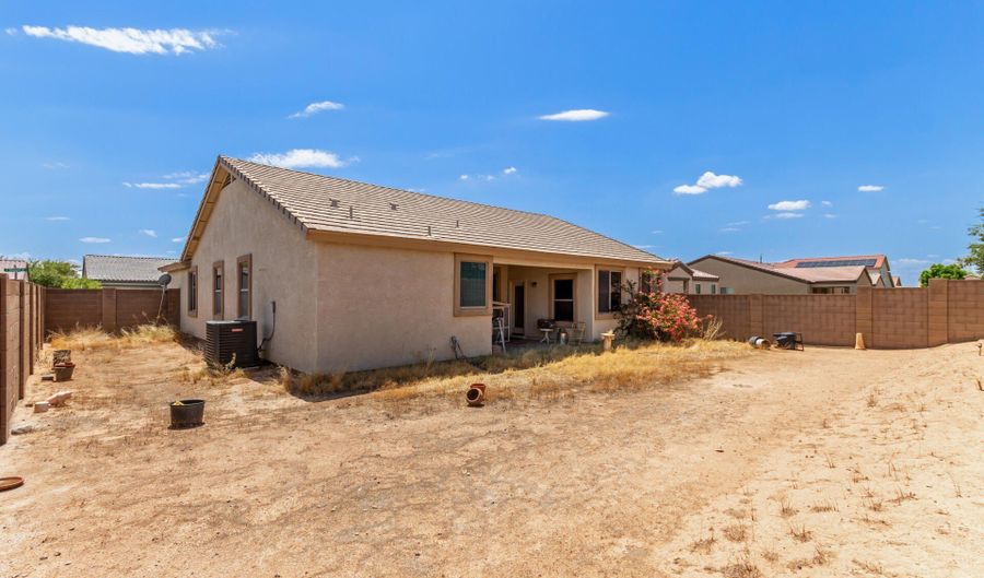 1548 E ELEGANTE Dr, Casa Grande, AZ 85122 - 4 Beds, 2 Bath