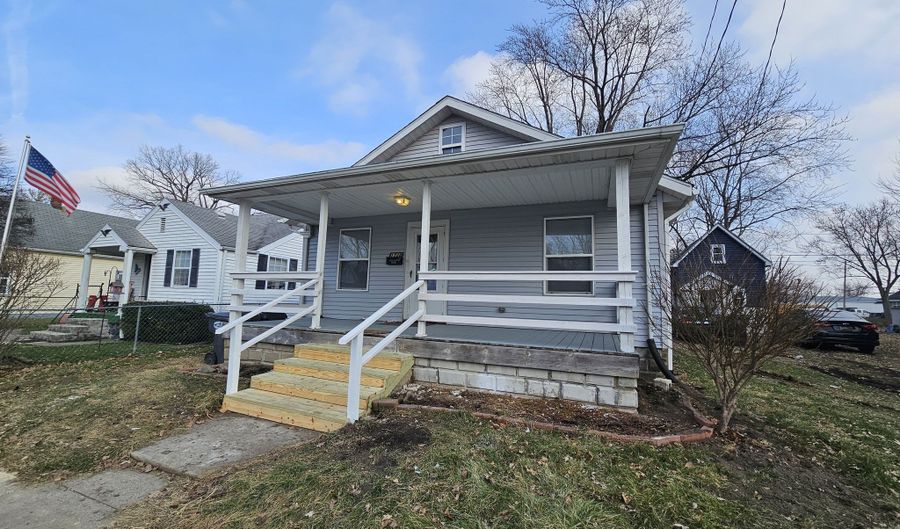 1728 Noble St, Anderson, IN 46016 - 3 Beds, 1 Bath