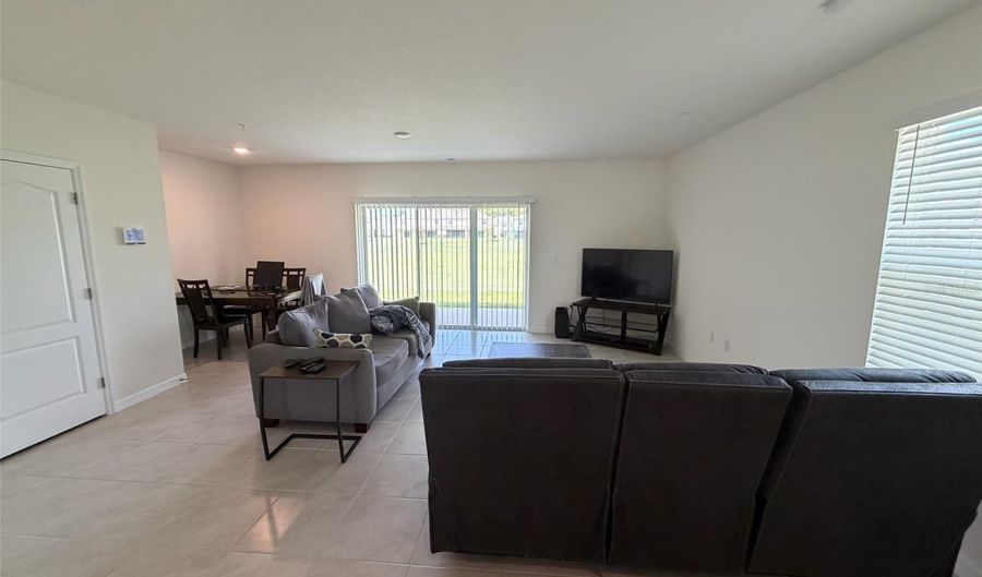 3476 MAJOR OAK Blvd, Apopka, FL 32703 - 3 Beds, 3 Bath