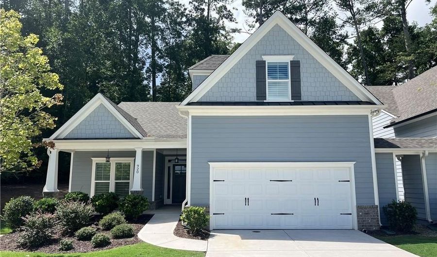 920 Lucky Ln, Woodstock, GA 30188 - 3 Beds, 3 Bath