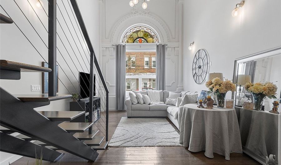 2132 Sarah St 102, Airville, PA 15203 - 2 Beds, 3 Bath