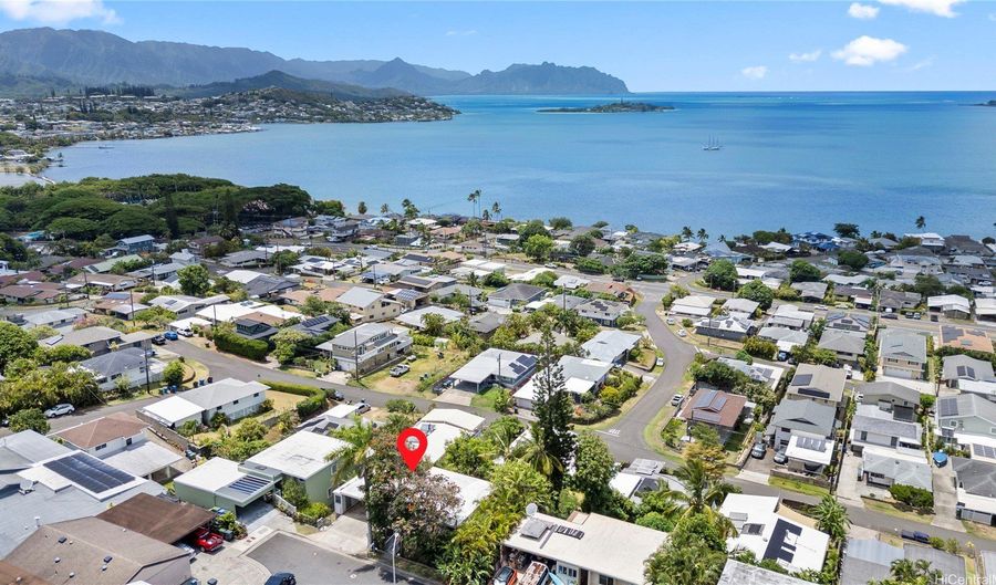 44-737 Hoonani Pl, Kaneohe, HI 96744 - 4 Beds, 2 Bath