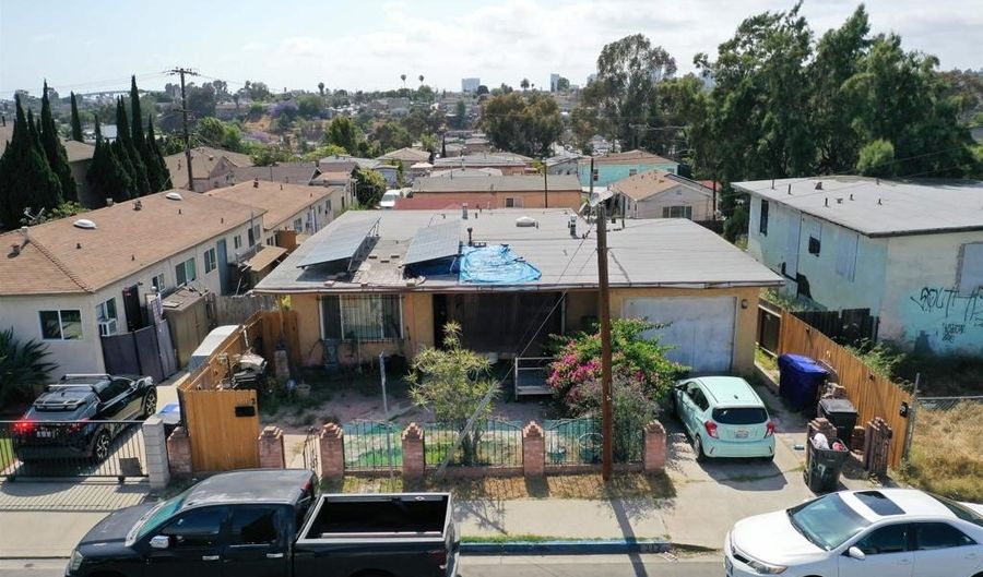 206 S 35th 212, San Diego, CA 92113 - 5 Beds, 3 Bath