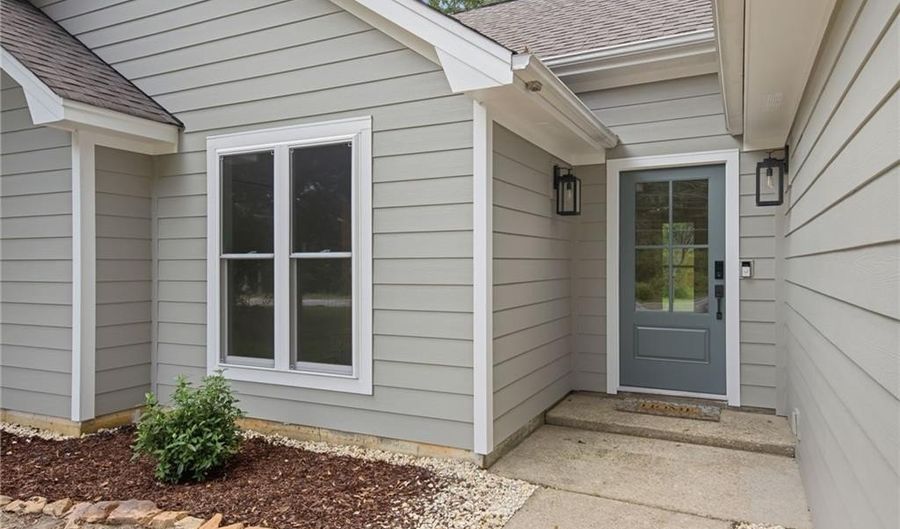 1424 AZALEA Dr, Auburn, AL 36830 - 3 Beds, 2 Bath