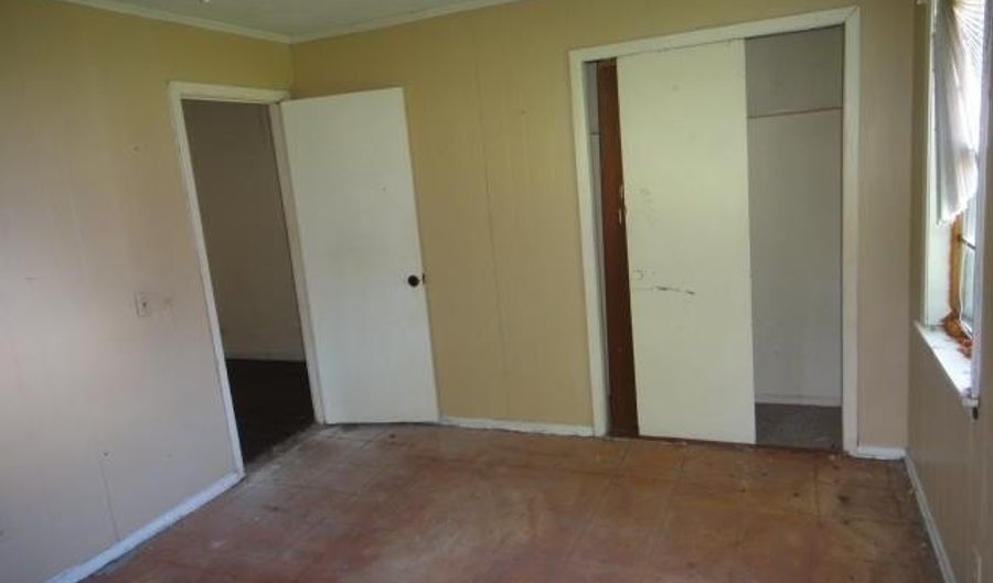 146 May St, Bald Knob, AR 72010 - 4 Beds, 2 Bath