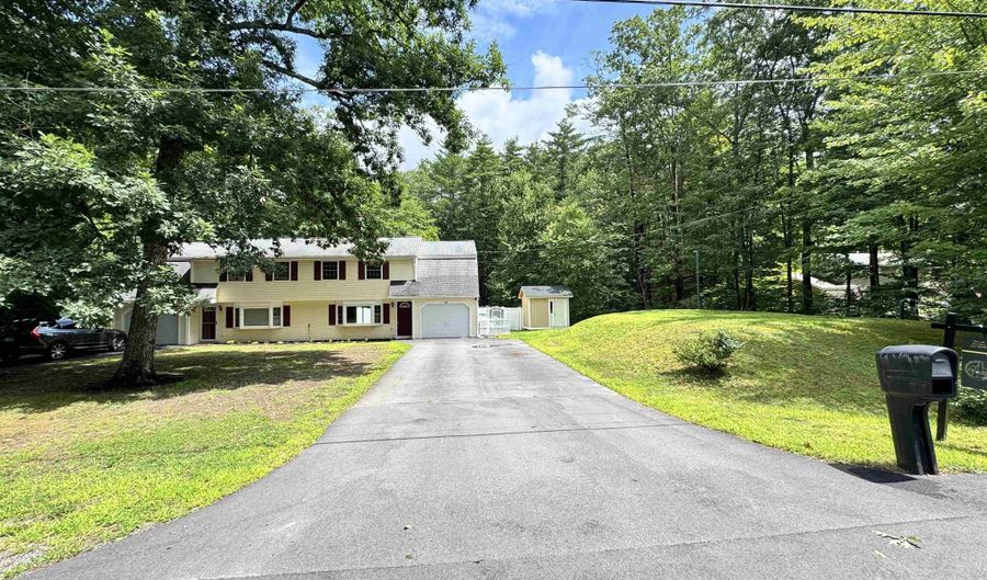 19 Deerwood Dr B, Amherst, NH 03031 - 3 Beds, 2 Bath