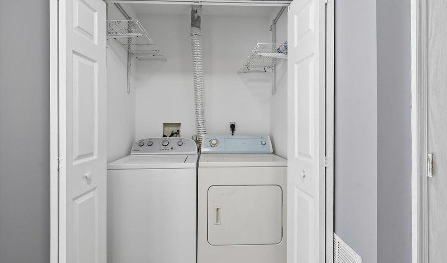 10833 VISTA GARDENS Dr, Bowie, MD 20720 - 3 Beds, 3 Bath