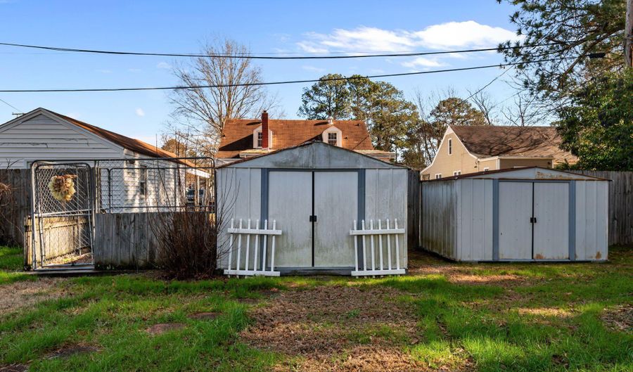916 N Pembroke Ave N, Ahoskie, NC 27910 - 3 Beds, 2 Bath