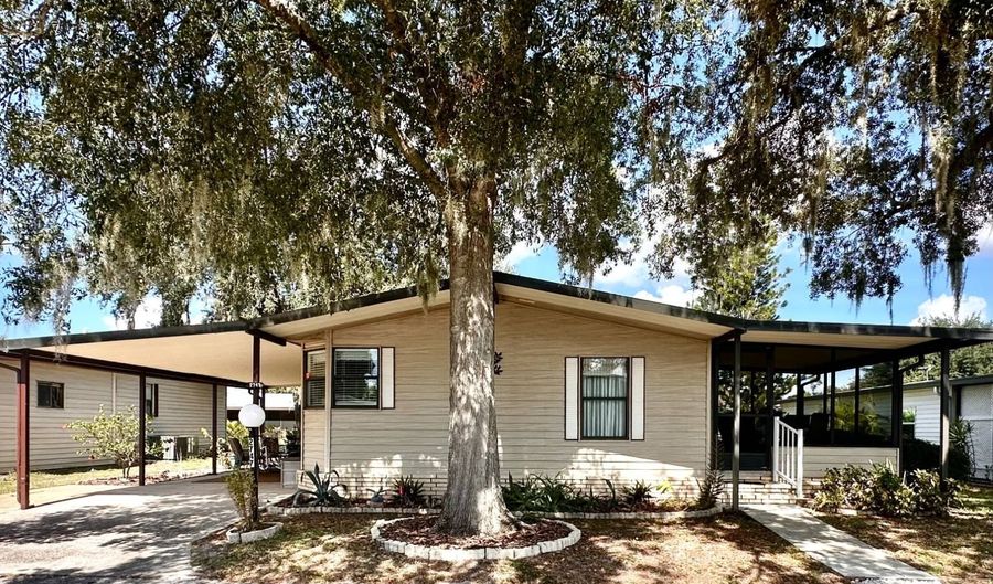 2747 S Nicklaus Dr, Avon Park, FL 33825 - 2 Beds, 2 Bath
