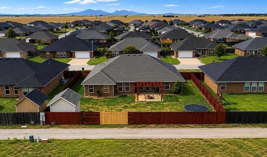 3101 White Tail Dr, Altus, OK 73521 - 4 Beds, 2 Bath
