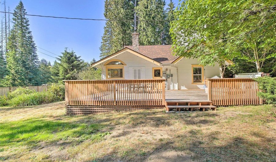 33823 SR 706 E 1, Ashford, WA 98304 - 2 Beds, 2 Bath