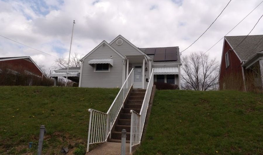 808 Grand Ave, Aliquippa, PA 15001 - 3 Beds, 0 Bath