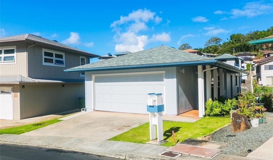 99-754 Puluniu Loop, Aiea, HI 96701 - 3 Beds, 3 Bath
