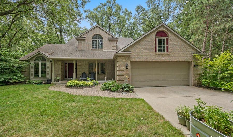 1955 Augusta Valley Ln SE, Ada, MI 49301 - 4 Beds, 4 Bath