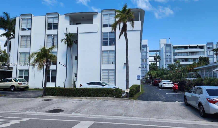 1075 93rd St 304, Bay Harbor Islands, FL 33154 - 1 Beds, 2 Bath