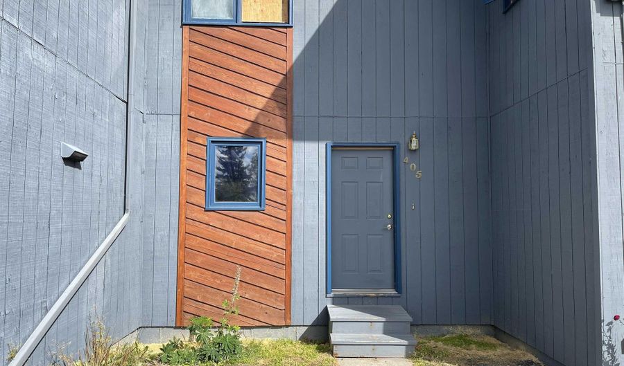 1028 DOGWOOD St Unit 405, Fairbanks, AK 99709 - 2 Beds, 2 Bath