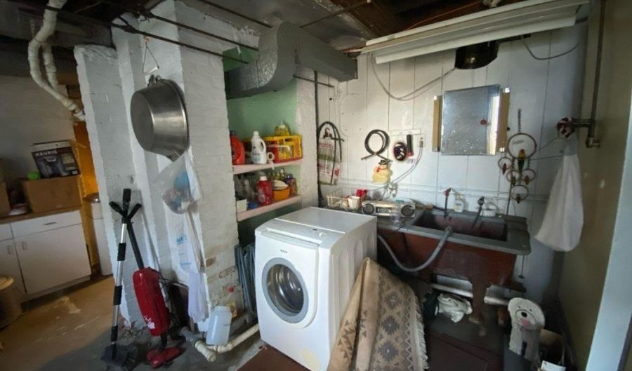 36 Prospect St, Andover, NJ 07801 - 5 Beds, 1 Bath