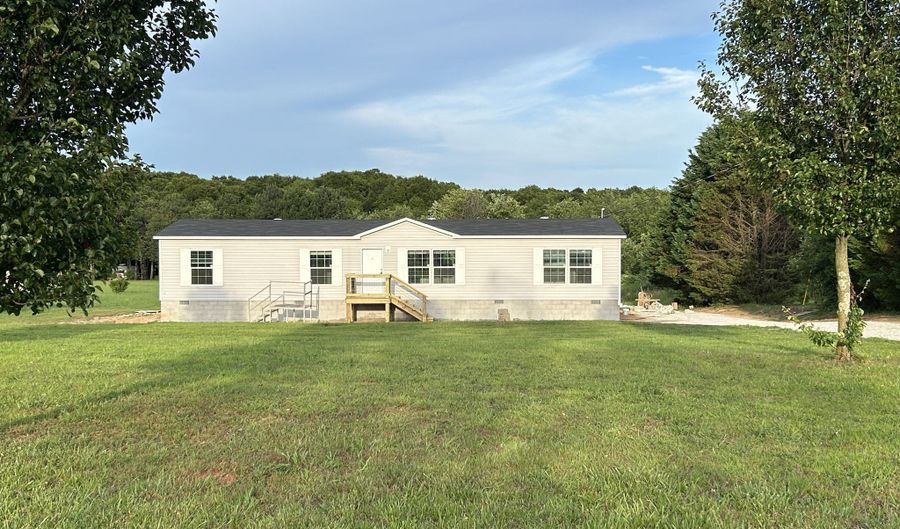 5041 Airline Goldmine, Canon, GA 30520 - 3 Beds, 2 Bath