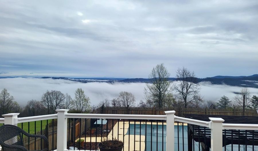 355 Dyson Rd, Amherst, VA 24521 - 3 Beds, 4 Bath