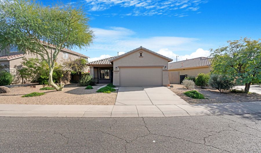 40505 N TERRITORY Trl, Anthem, AZ 85086 - 3 Beds, 2 Bath