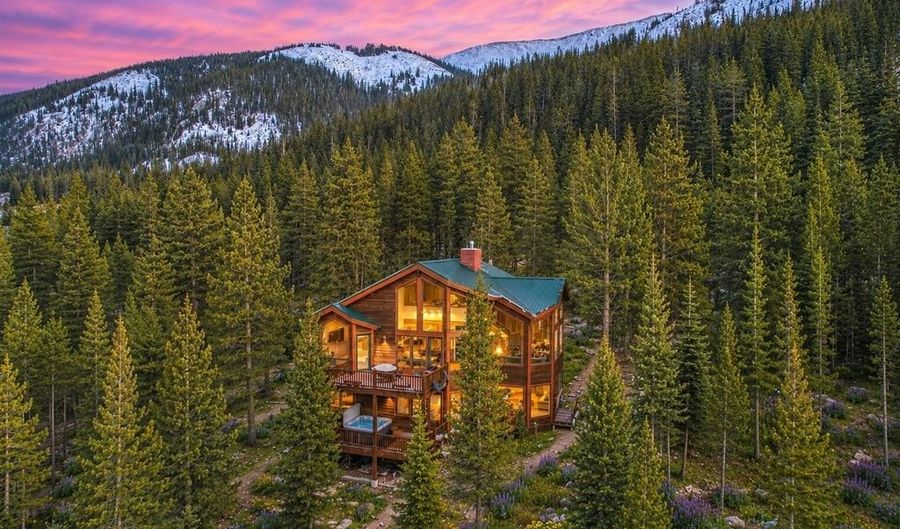 181 Red Fox Ct, Breckenridge, CO 80424 - 4 Beds, 6 Bath