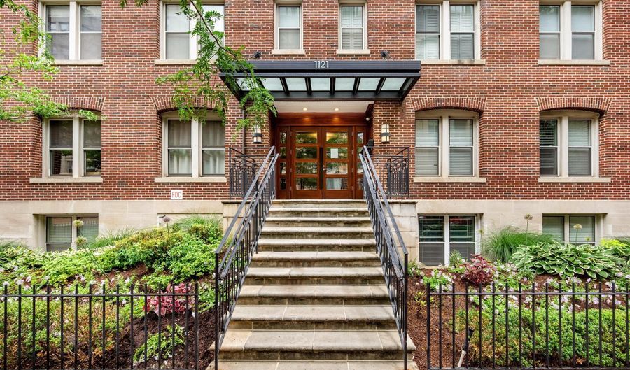1121 24TH St NW 300, Washington, DC 20037 - 0 Beds, 1 Bath