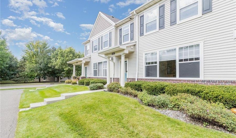 6583 Linwood Dr NE, Albertville, MN 55301 - 2 Beds, 2 Bath