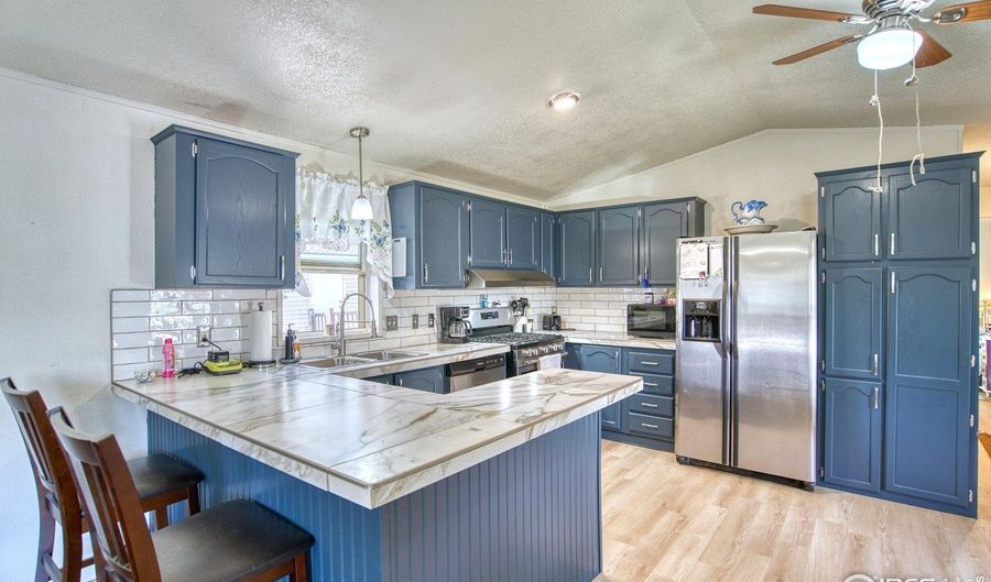 230 N 2nd St, Berthoud, CO 80513 - 2 Beds, 2 Bath