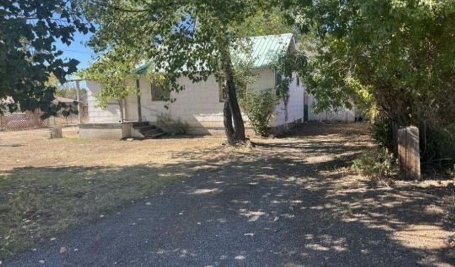 307 N. Rine St, Alturas, CA 96101 - 2 Beds, 1 Bath