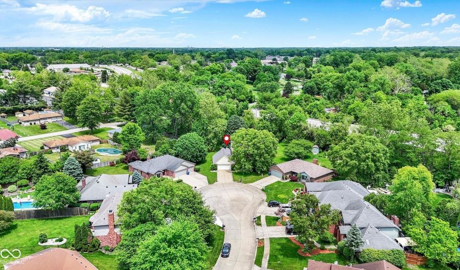 50 Charing Cross Rd, Indianapolis, IN 46217 - 4 Beds, 3 Bath