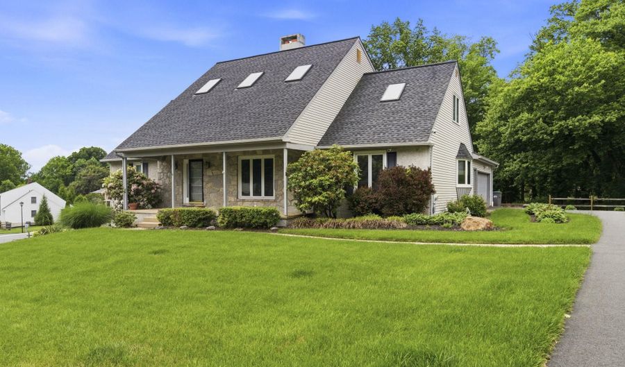 736 LETITIA Dr, Hockessin, DE 19707 - 5 Beds, 3 Bath