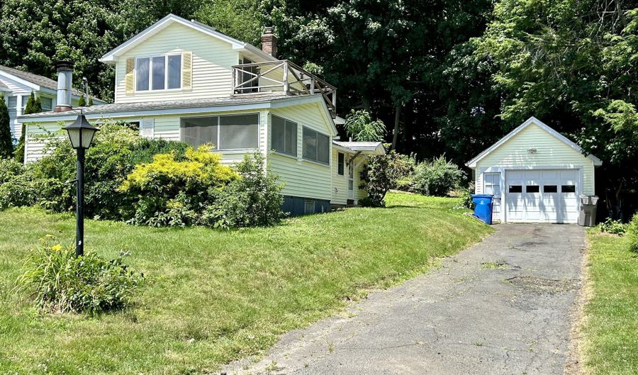 27 Donovan Ct, Bristol, CT 06010 - 1 Beds, 1 Bath