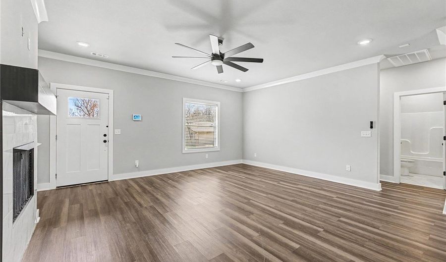 2 Creetown Ln, Bella Vista, AR 72715 - 3 Beds, 2 Bath