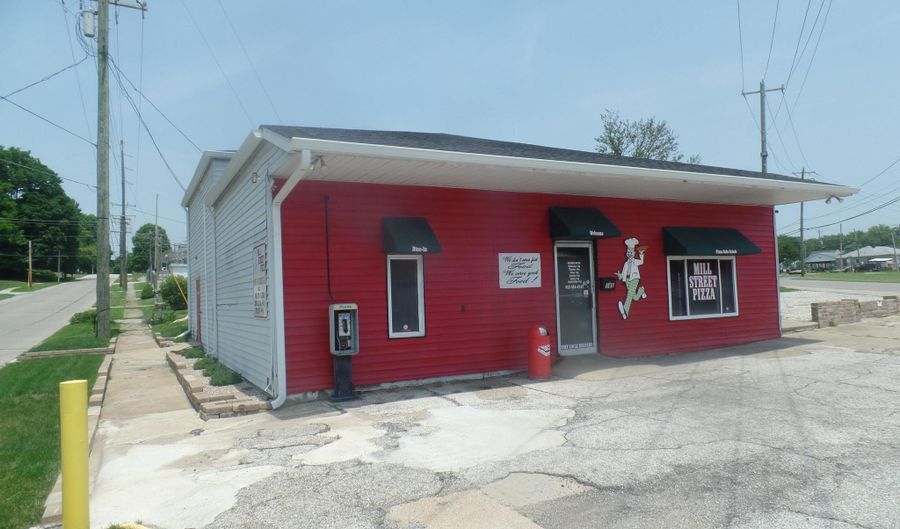 160 W Mill St, Bloomfield, IN 47424 - 0 Beds, 2 Bath