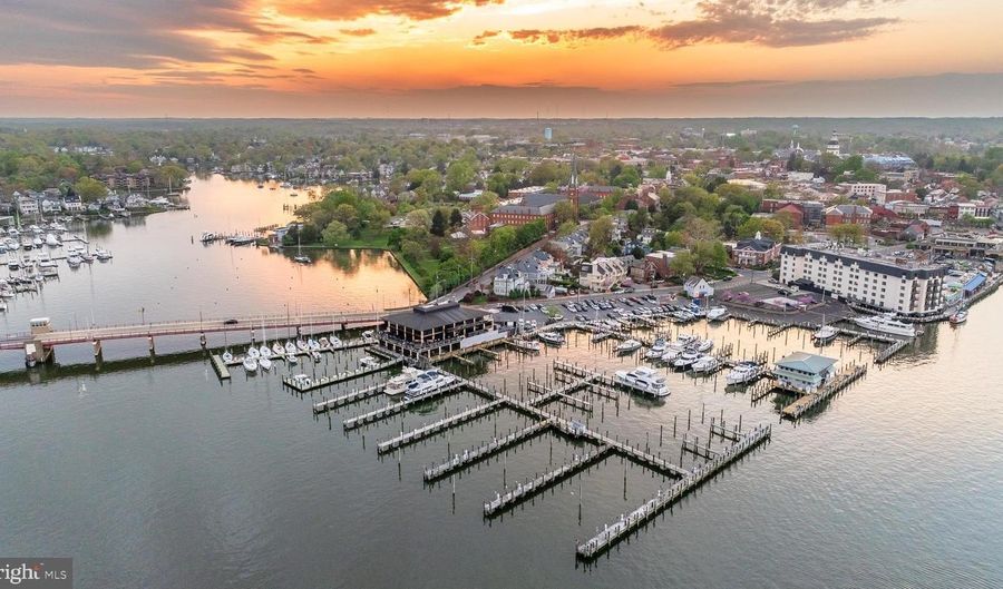 1915 Towne Centre Blvd #301, Annapolis, MD 21401 - 2 Beds, 3 Bath
