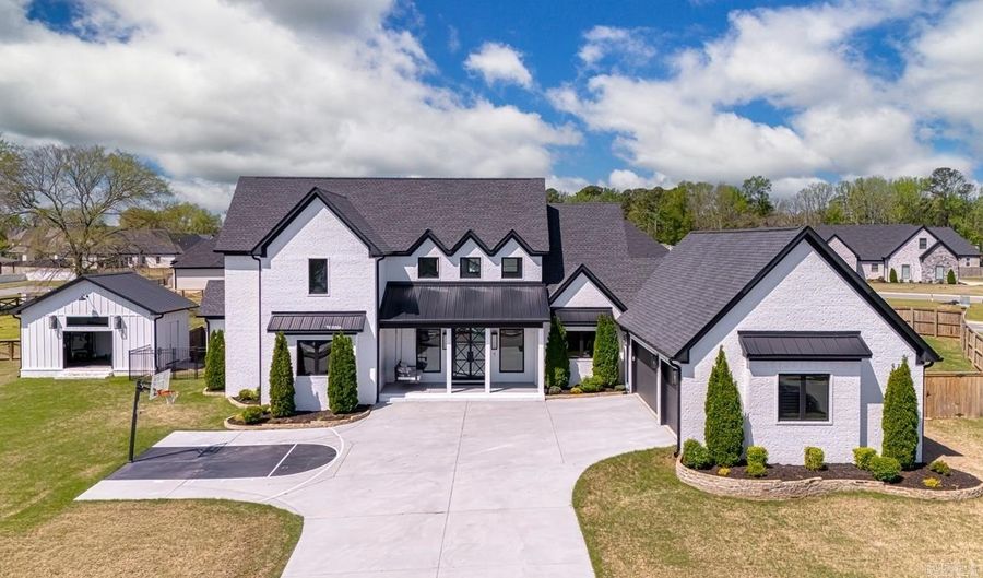 7509 S Shoreline, Benton, AR 72019 - 4 Beds, 3 Bath