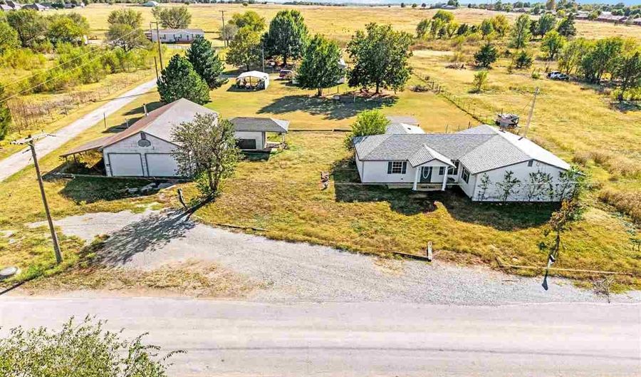 1106 E Floyd, Apache, OK 73006 - 3 Beds, 2 Bath