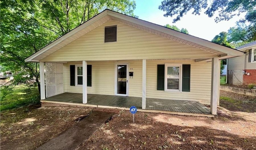 515 Spencer Ave, Asheboro, NC 27263 - 2 Beds, 1 Bath