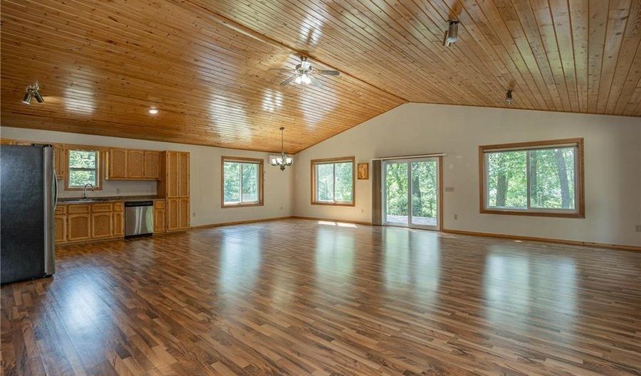 1087 E Horseshoe Dr NW, Backus, MN 56435 - 3 Beds, 2 Bath