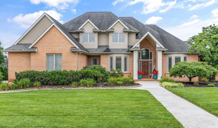1647 Banebury Ln, Alcoa, TN 37701 - 4 Beds, 4 Bath