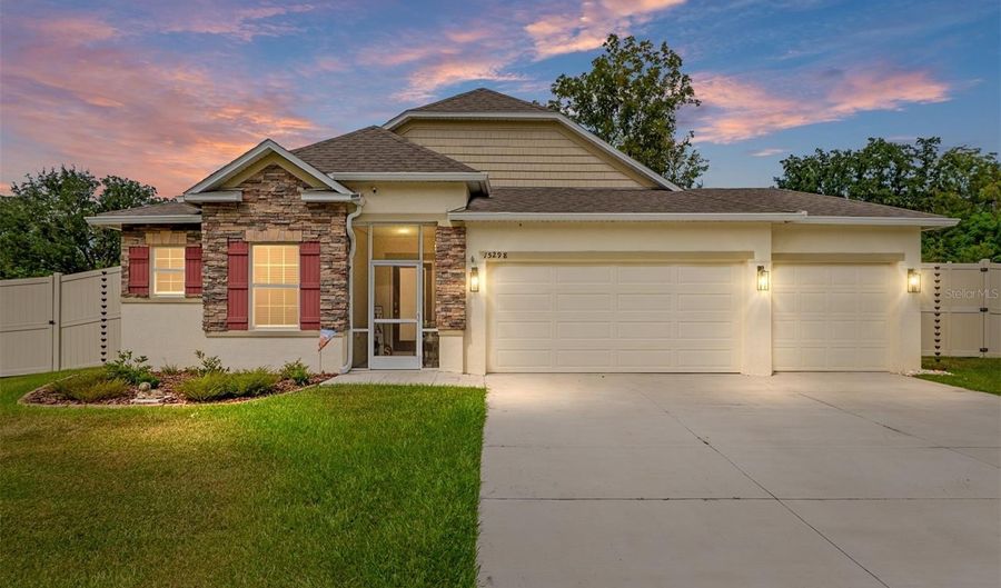 15298 NW 121ST Pl, Alachua, FL 32615 - 3 Beds, 2 Bath