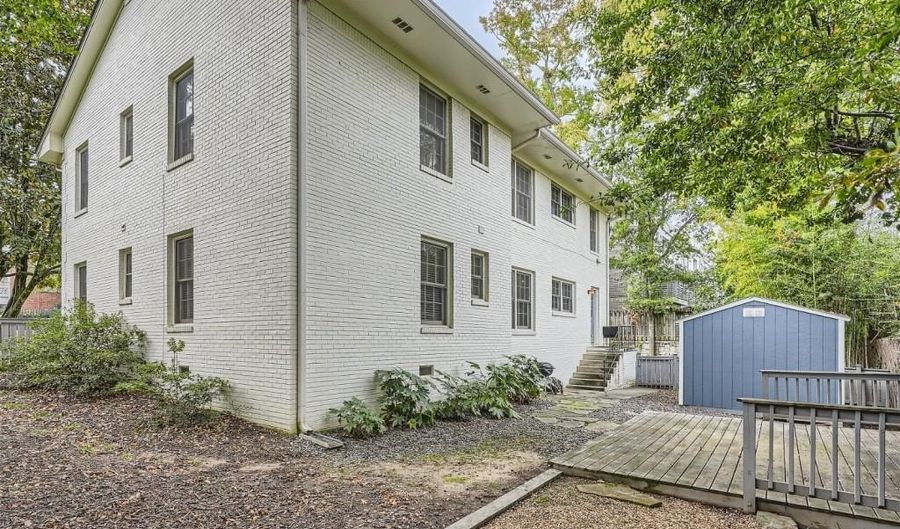 3685 Cantrell Rd NE A, Atlanta, GA 30319 - 2 Beds, 2 Bath