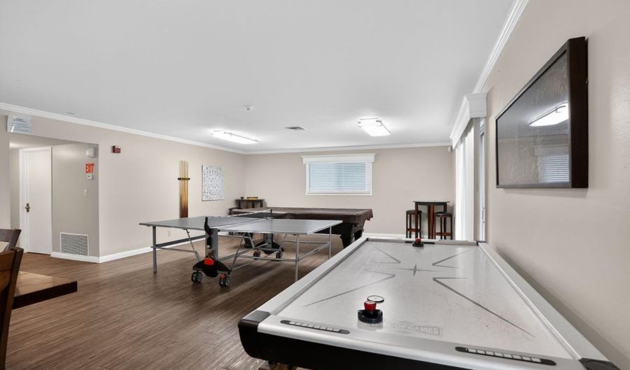 154 Hahns RD 154, Aptos, CA 95003 - 2 Beds, 2 Bath