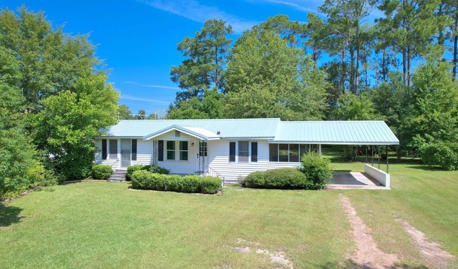 367 E Monroe Ave, Ashburn, GA 31714 - 2 Beds, 1 Bath