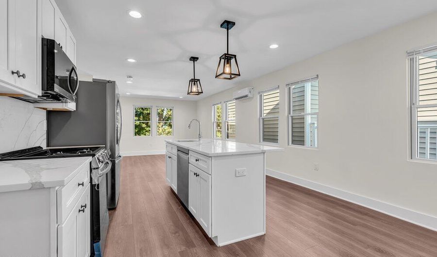 700 1st Ave B6, Asbury Park, NJ 07712 - 2 Beds, 3 Bath