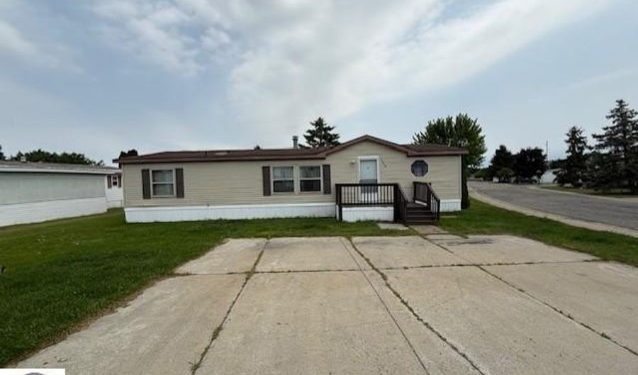 7372 Clans St, Alma, MI 48801 - 3 Beds, 2 Bath