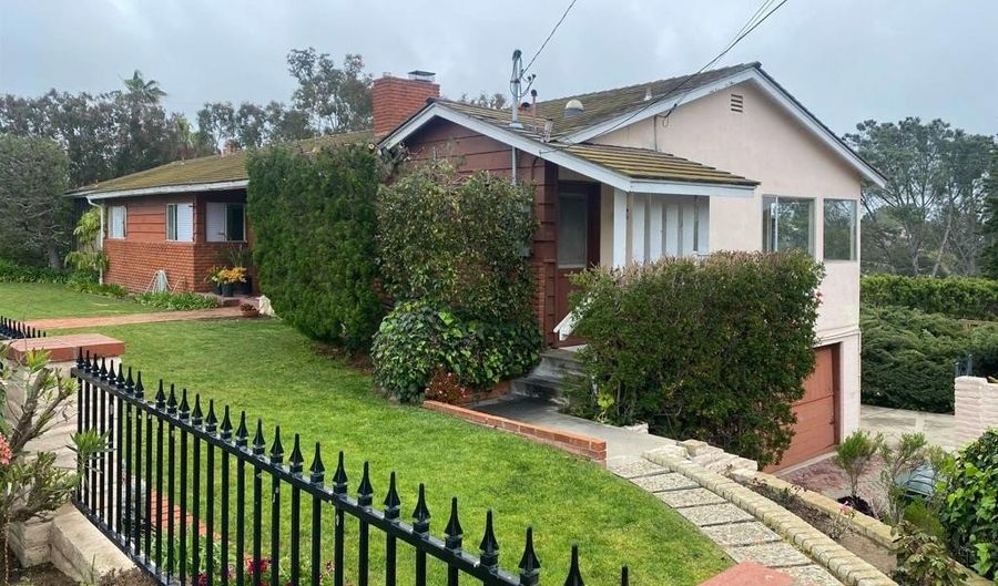 557 Canyon Dr, Solana Beach, CA 92075 - 4 Beds, 4 Bath