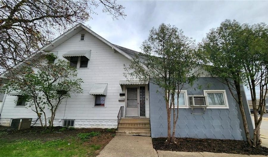 1110 W Oakland Ave, Austin, MN 55912 - 5 Beds, 0 Bath