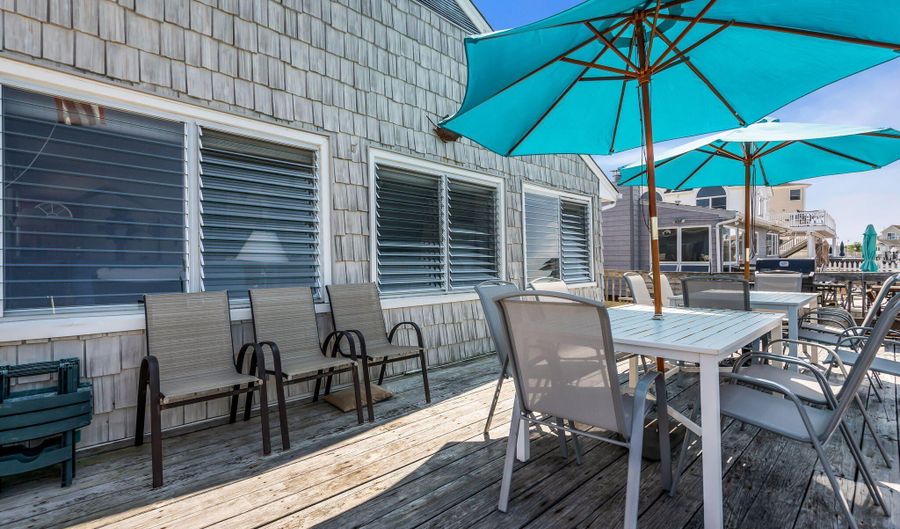 281 Sandlewood Dr, Bayville, NJ 08721 - 3 Beds, 1 Bath